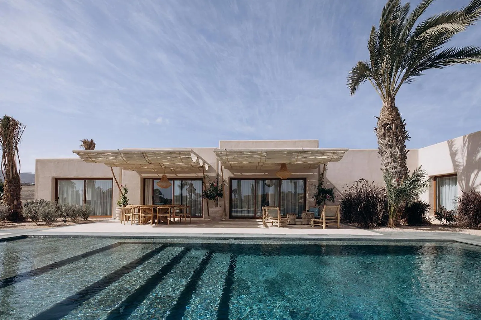 La Linda Villa Tias