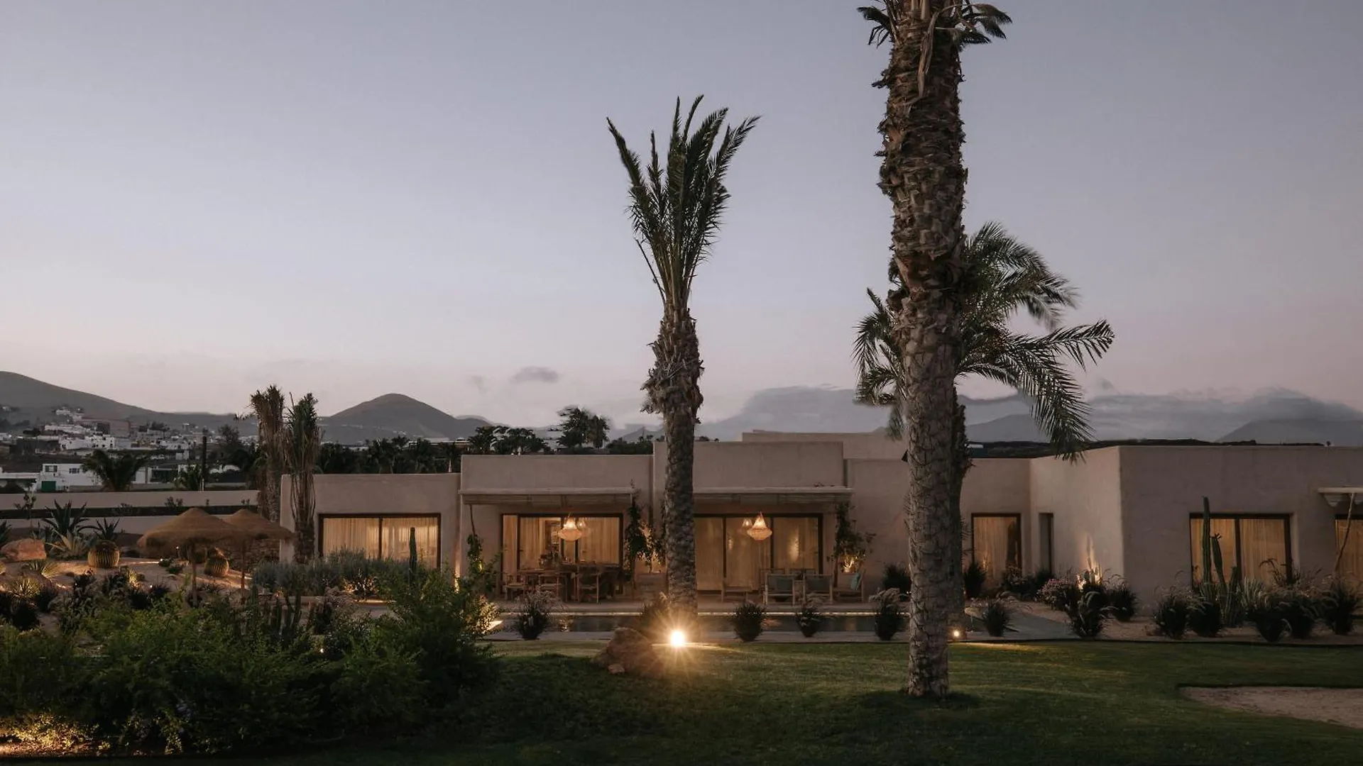 La Linda Villa Tias